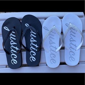 Justice sparkle strap flip flops, size L (4/5)